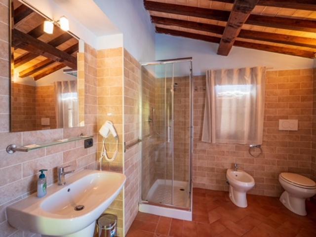 Casale San Rufino D'Arce Guest House Assisi Bagian luar foto