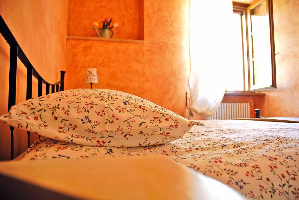 Casale San Rufino D'Arce Guest House Assisi Bagian luar foto