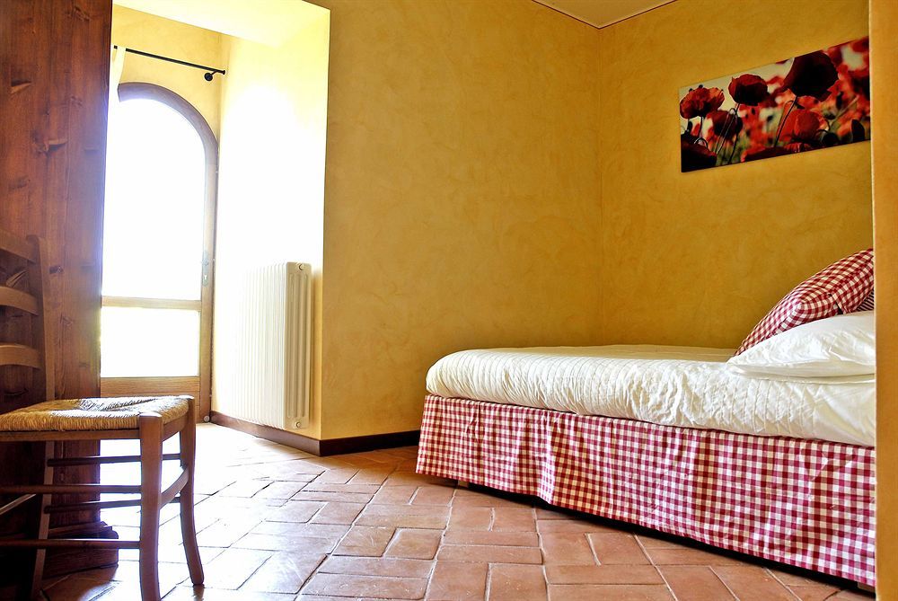 Casale San Rufino D'Arce Guest House Assisi Bagian luar foto